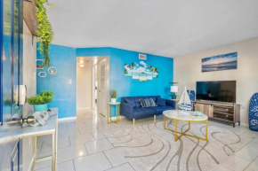 *The Blue Oasis* - 5 min to Downtown Fort Myers